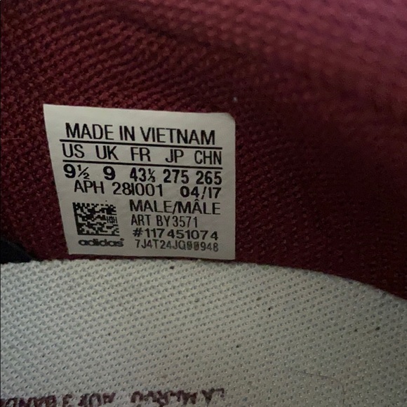 Adidas | Tubulars | Maroon | size 9 - Picture 7 of 7